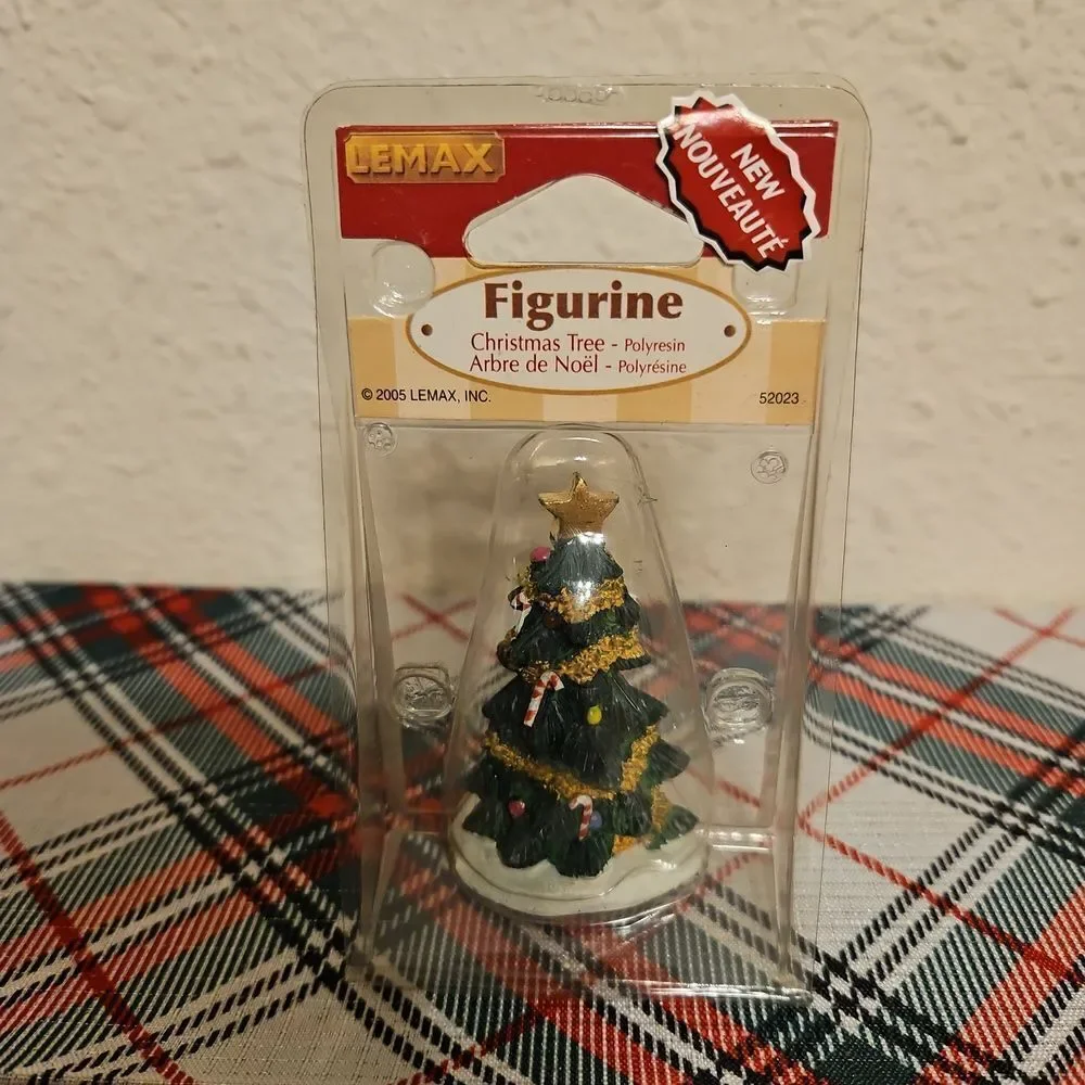 Lemax Christmas Tree Mini Figurine Holiday Village Accessory